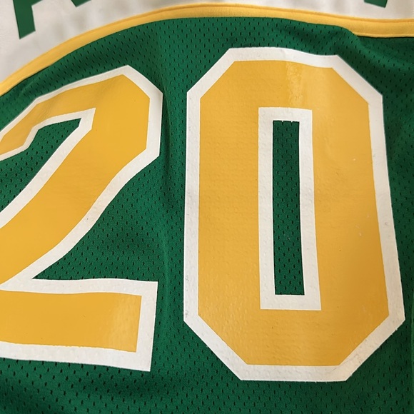 Green Sonics Basketball Jersey - Picture 9 of 9